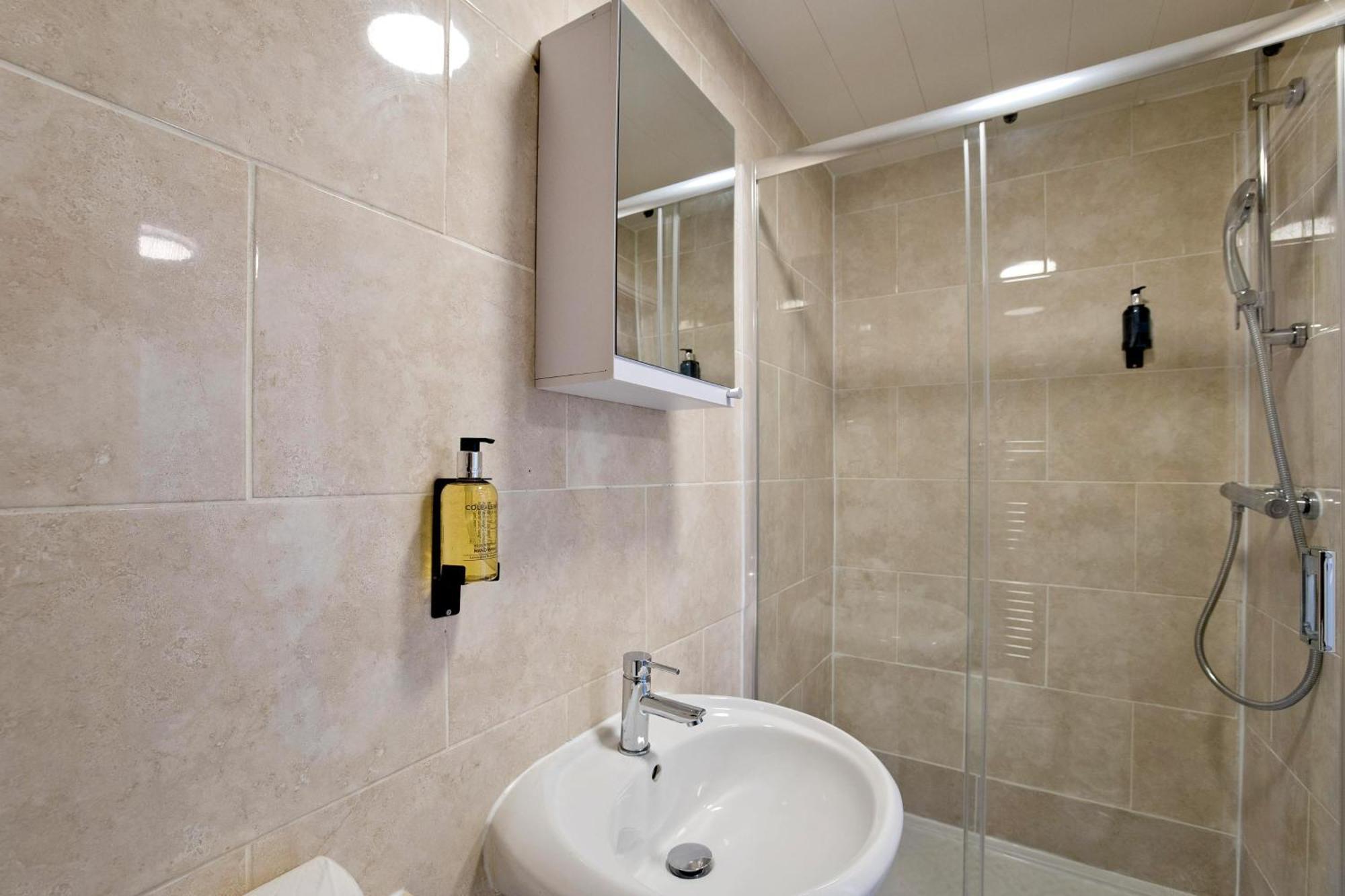 Imperial Corner House-Whitechapel Apartment London Exterior foto
